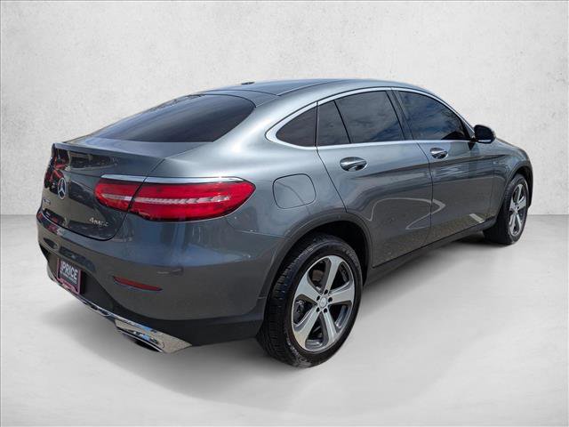 Used 2017 Mercedes-Benz GLC 300 4MATIC Coupe image 5
