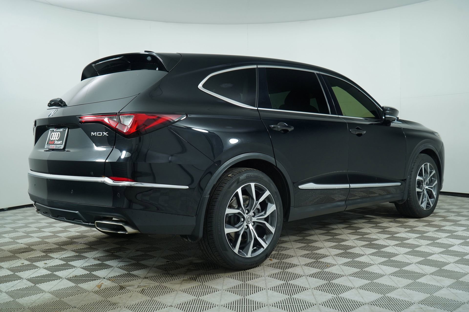 Used 2022 Acura MDX FWD w/ Technology Package image 11