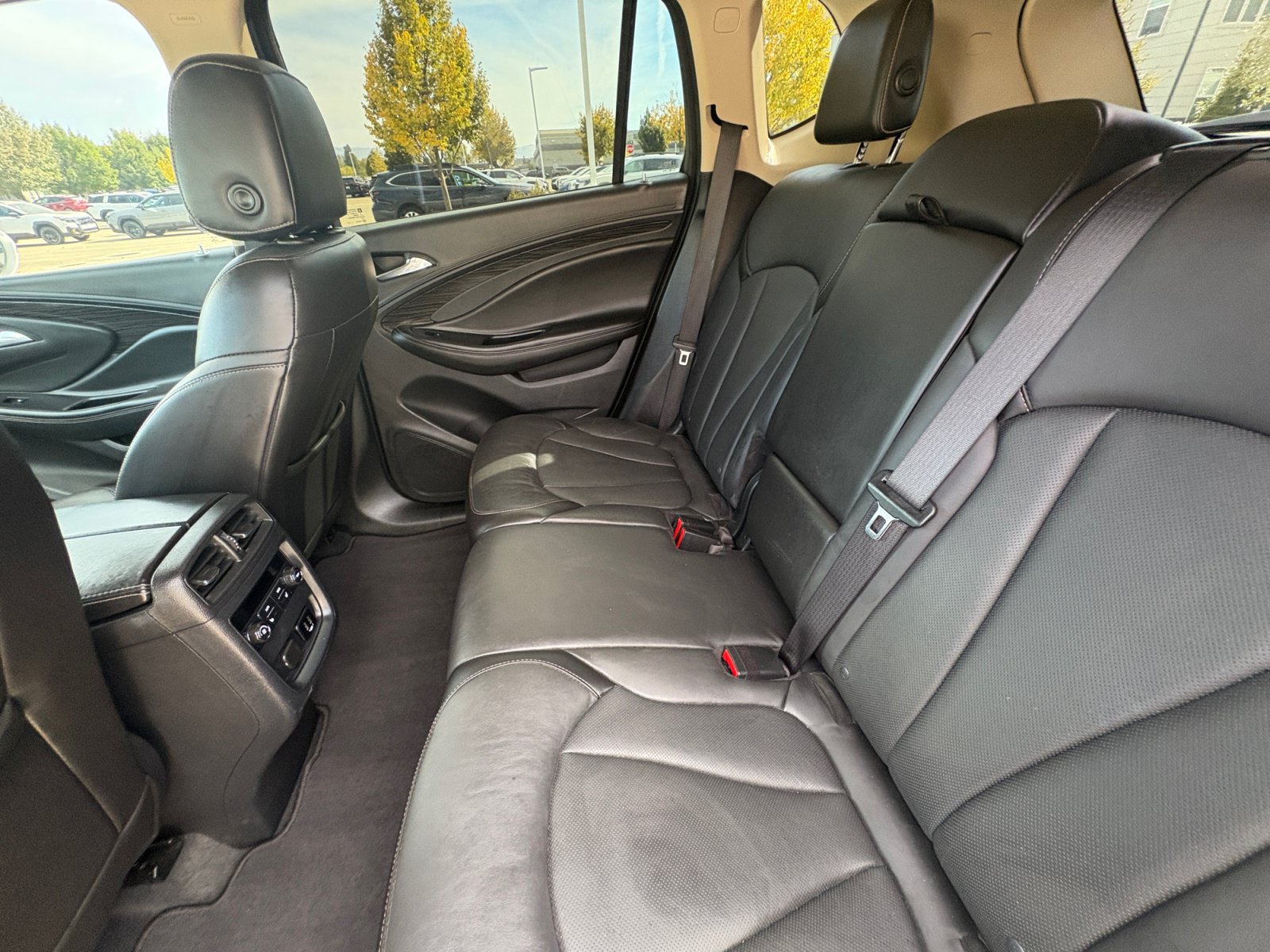 Used 2017 Buick Envision Essence FWD image 17