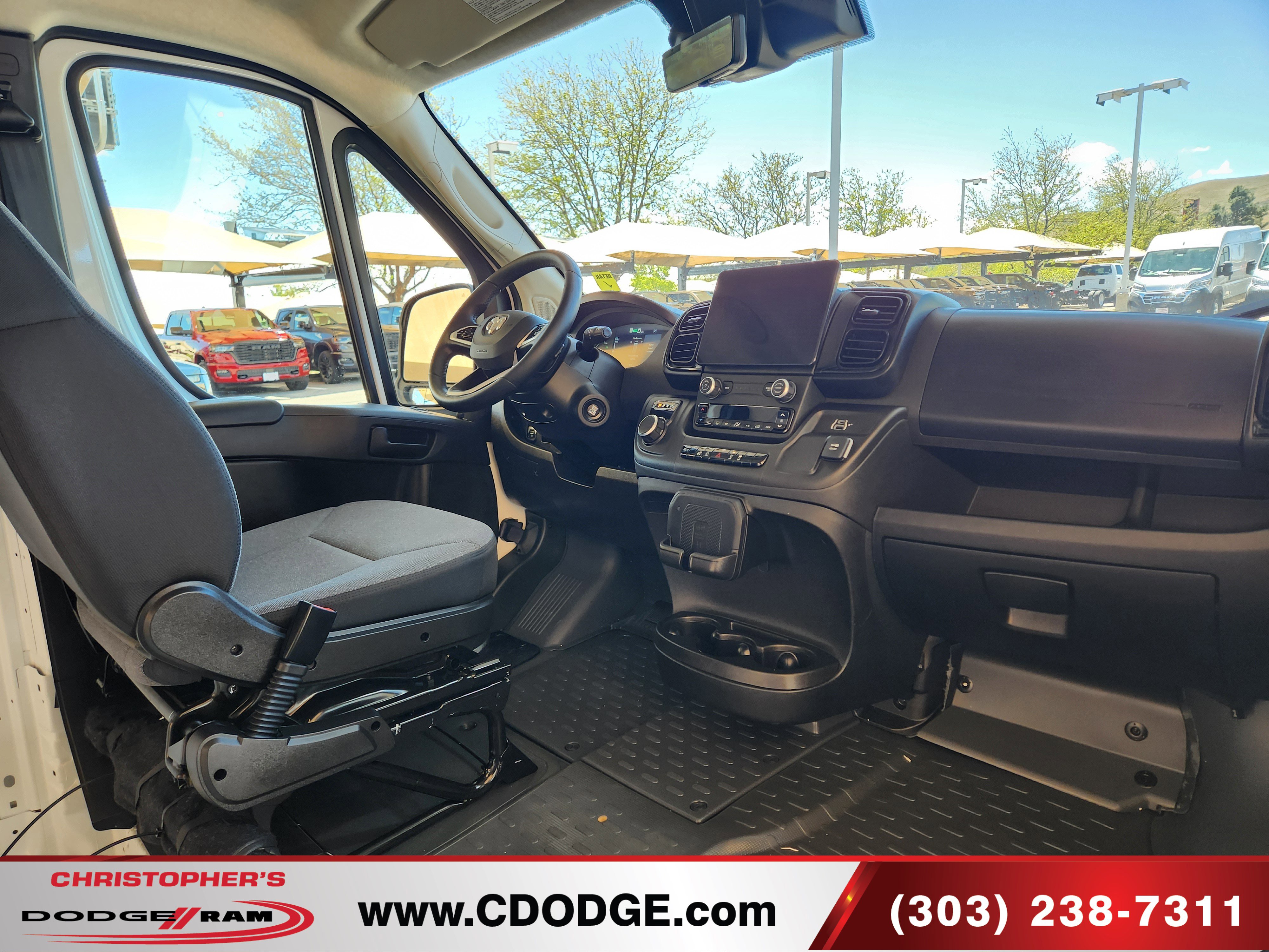Used 2024 RAM ProMaster 3500 w/ Delivery Van Package FWD image 18