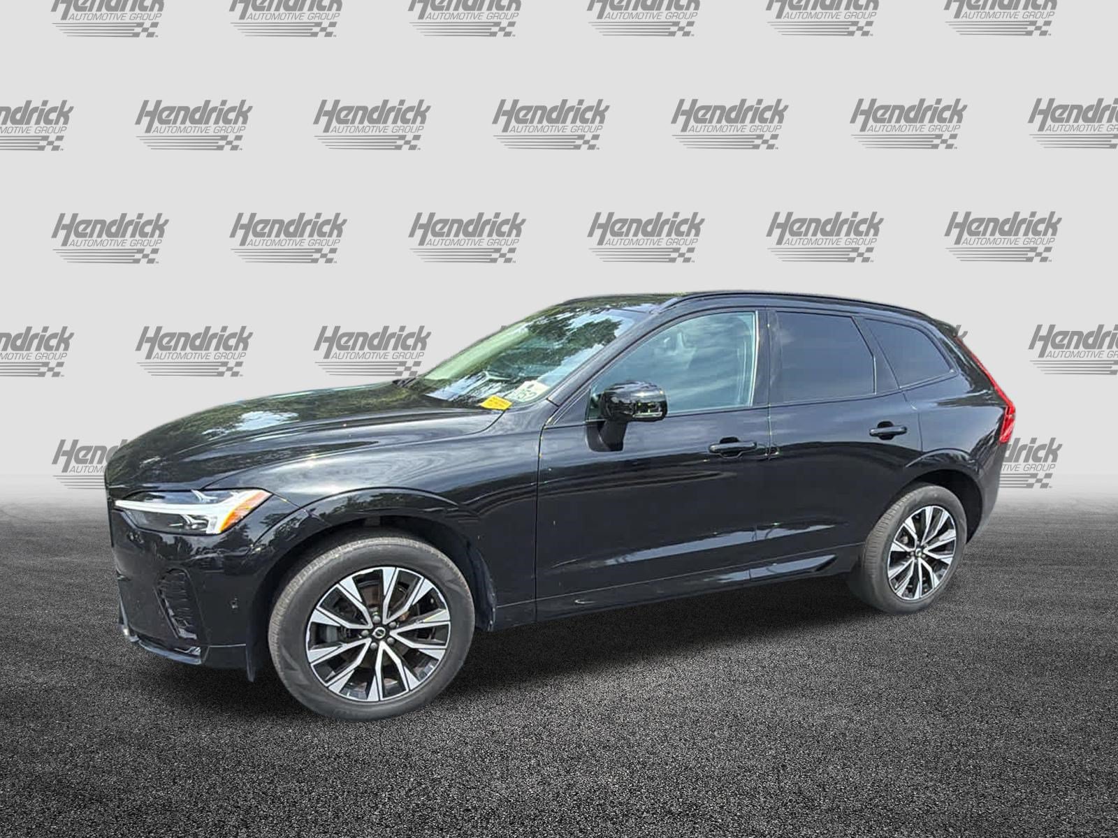 Used 2024 Volvo XC60 B5 Plus w/ Protection Package Premier AWD/4WD image 7