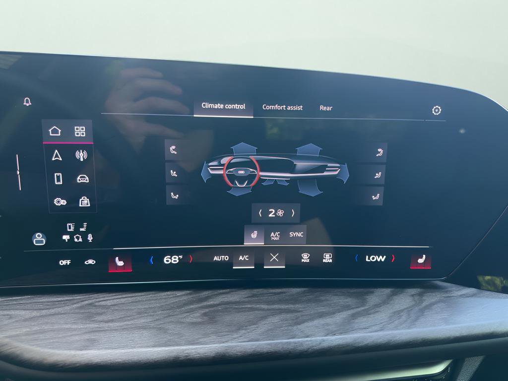 Used 2025 Audi Q5 Premium w/ Convenience Package image 51