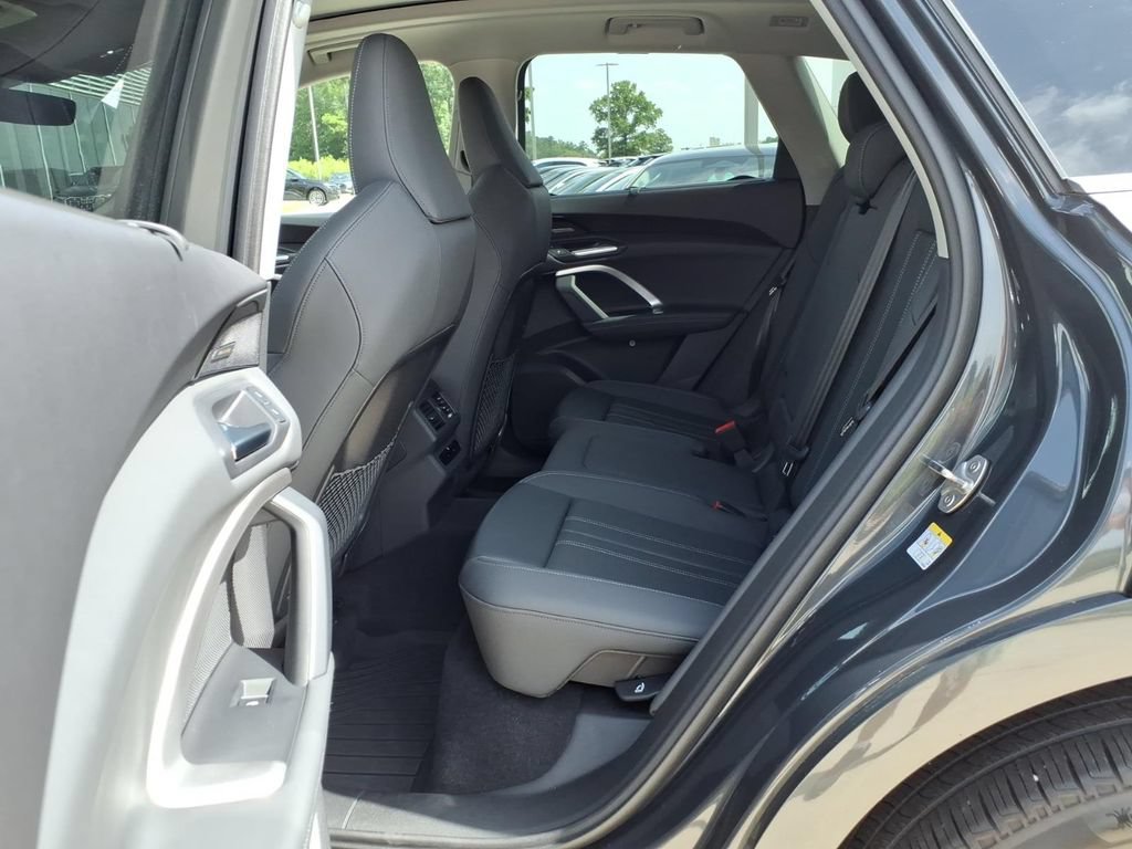 Used 2025 Audi Q5 Premium w/ Premium Plus AWD/4WD image 24