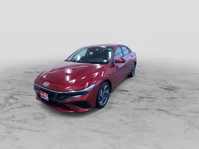 Used 2025 Hyundai Elantra SEL image 6