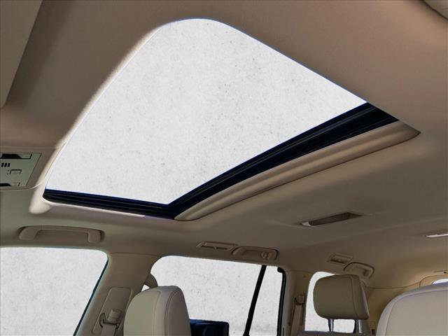 Used 2016 Lexus LX 570 4WD image 17