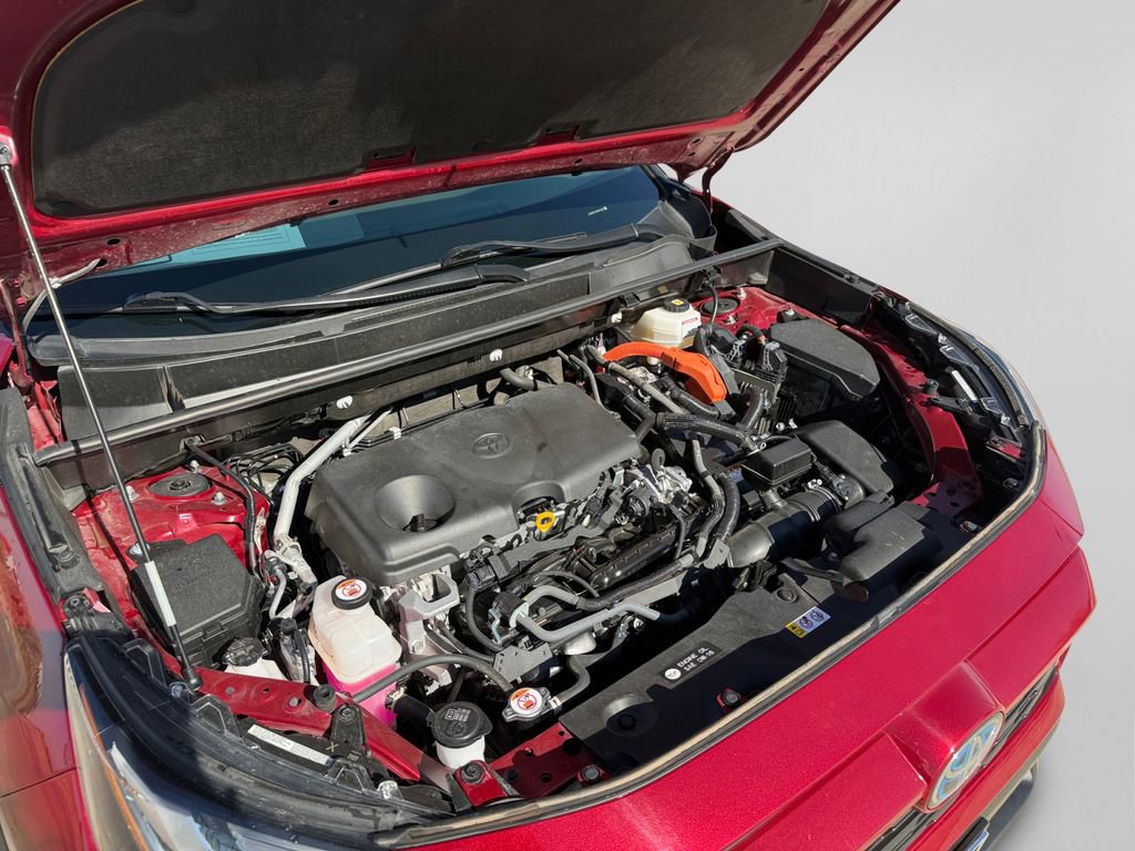 Used 2022 Toyota RAV4 XLE Premium image 9