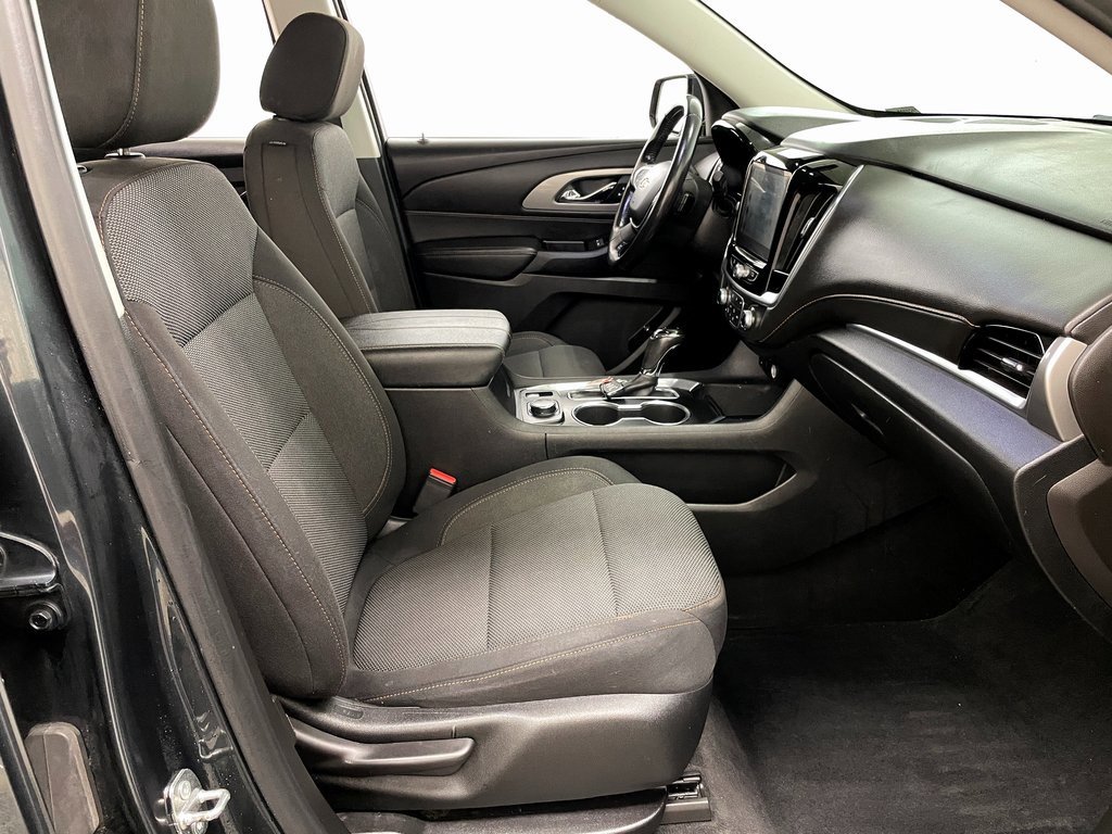 Used 2019 Chevrolet Traverse LT w/ LPO, Floor Liner Package image 37