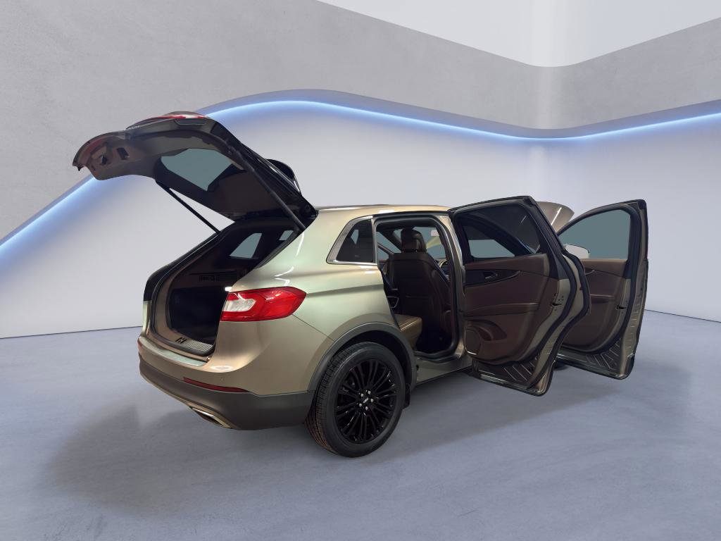 Used 2016 Lincoln MKX Reserve w/ Climate Package AWD/4WD image 12