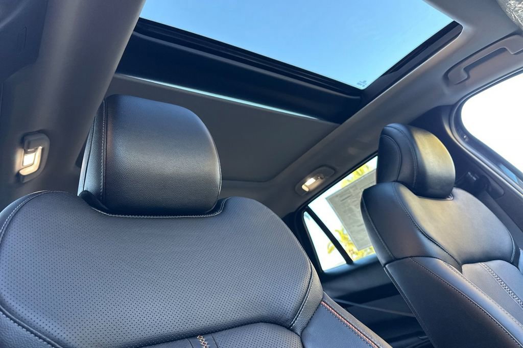 New 2025 MAZDA CX-50 AWD 2.5 S w/ Weather Package image 15