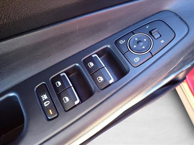 Used 2020 Hyundai Santa Fe SEL w/ Convenience Package image 15