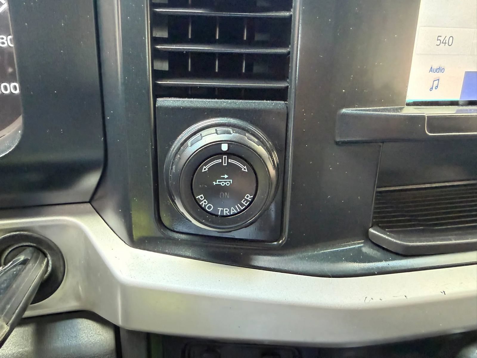Used 2023 Ford F250 XL w/ 360-Degree Camera Package AWD/4WD image 19