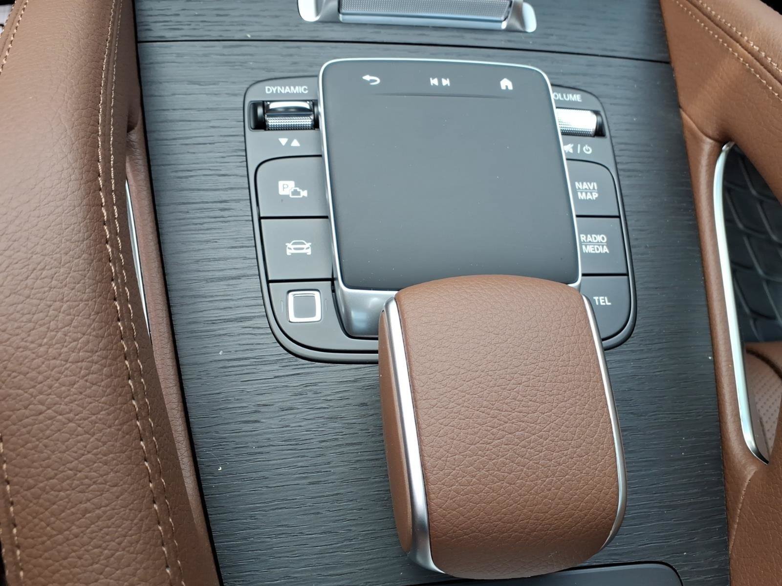 New 2026 Mercedes-Benz GLS 450 4MATIC image 33