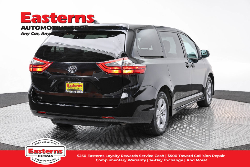 Used 2020 Toyota Sienna L FWD image 6