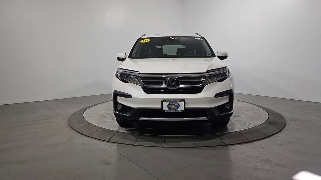 Used 2019 Honda Pilot Touring image 8