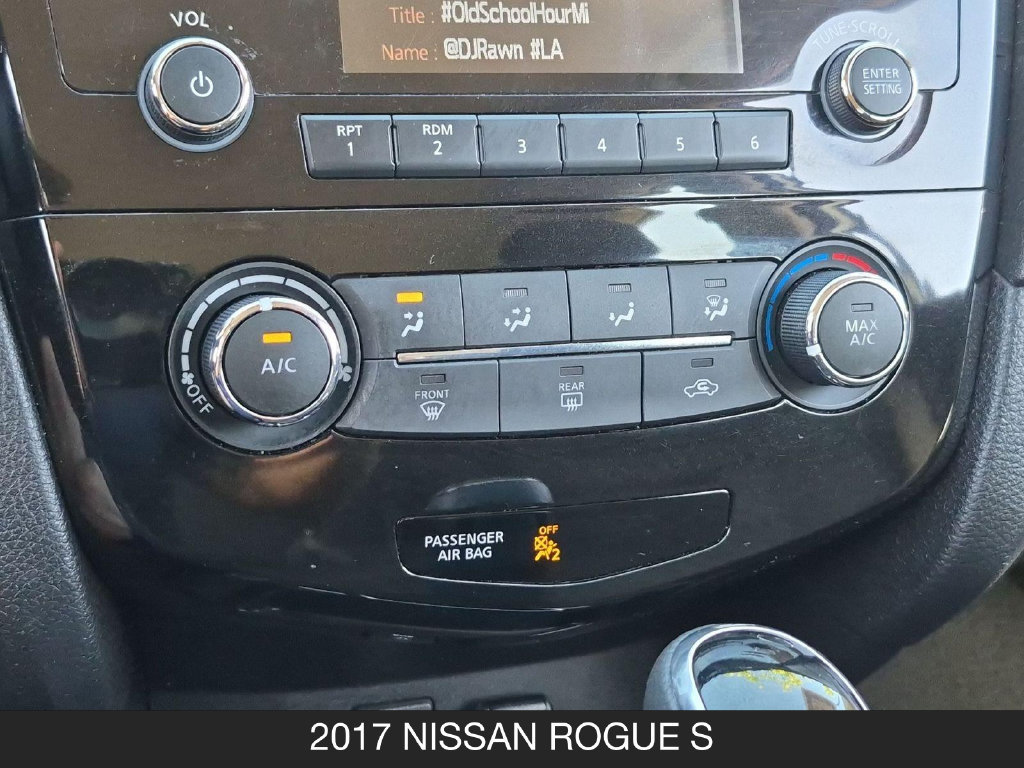 Used 2017 Nissan Rogue S FWD image 22