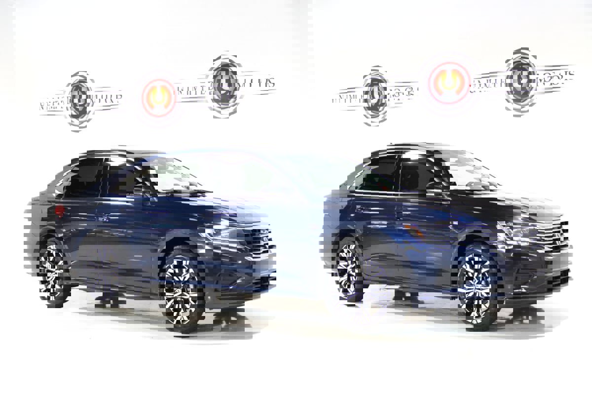 Used 2021 Volkswagen Passat 2.0T SE image 6