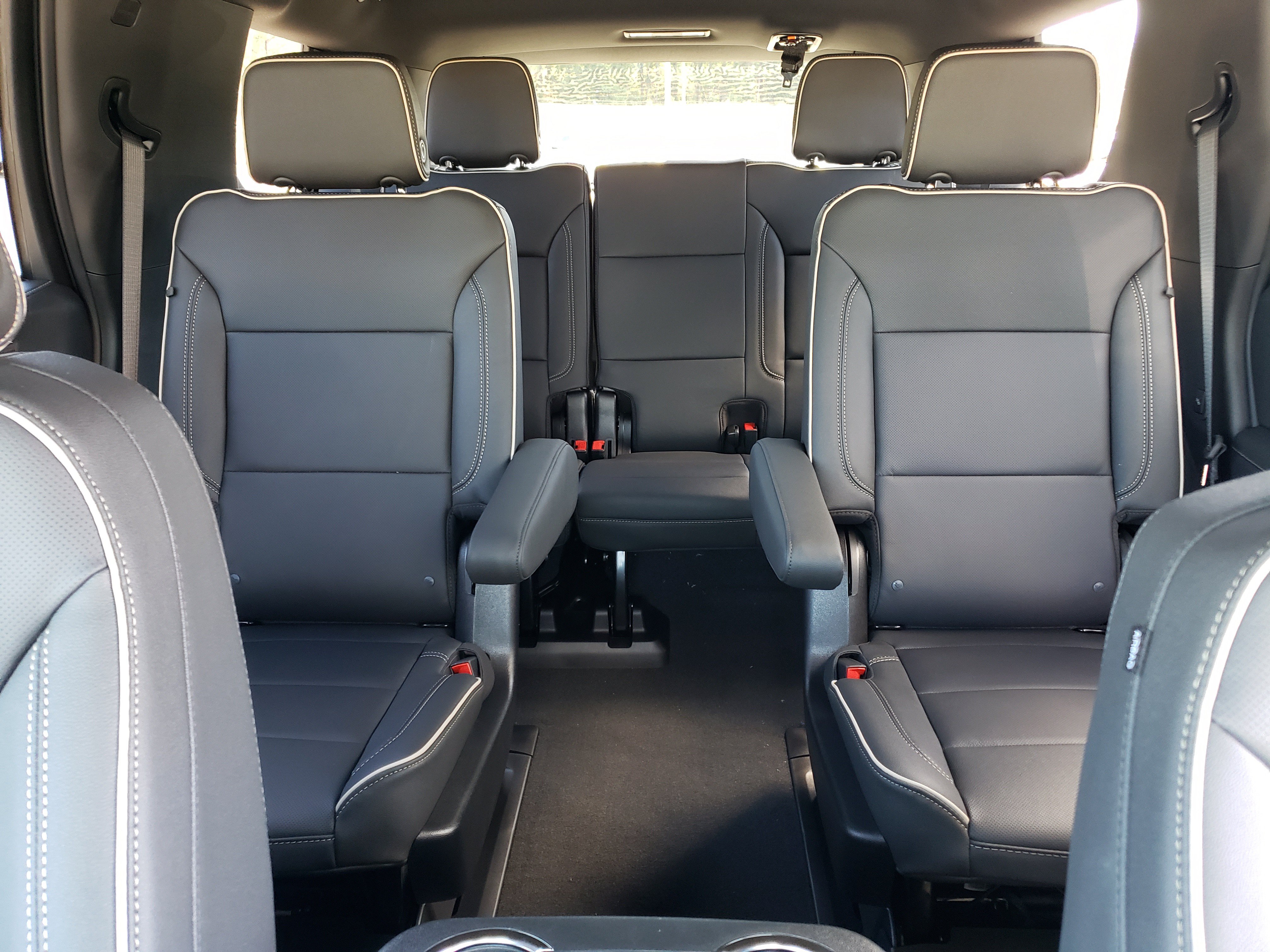 New 2027 Chevrolet Tahoe Premier w/ Advanced Technology Package AWD/4WD image 33