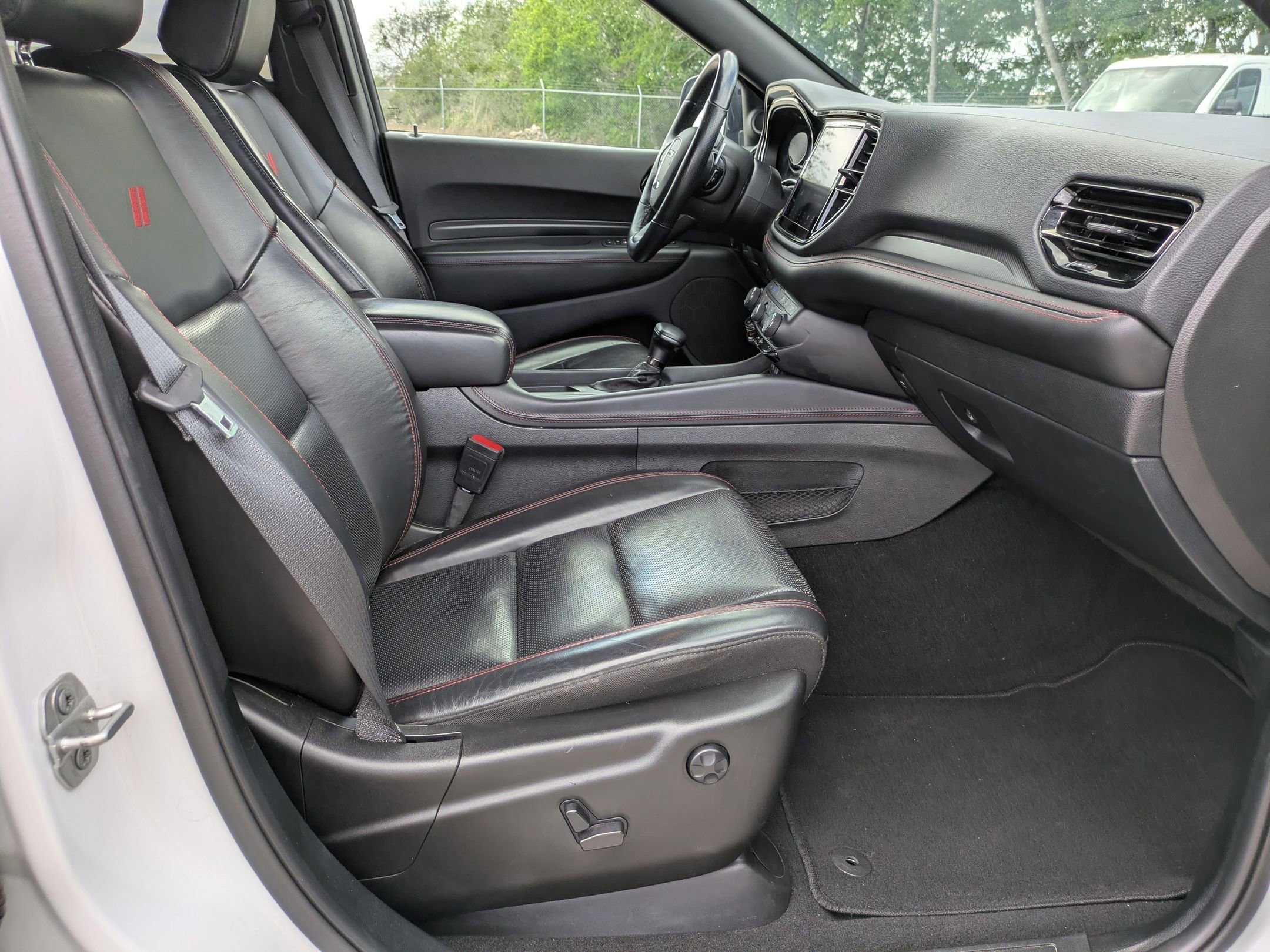 Used 2024 Dodge Durango GT RWD image 26