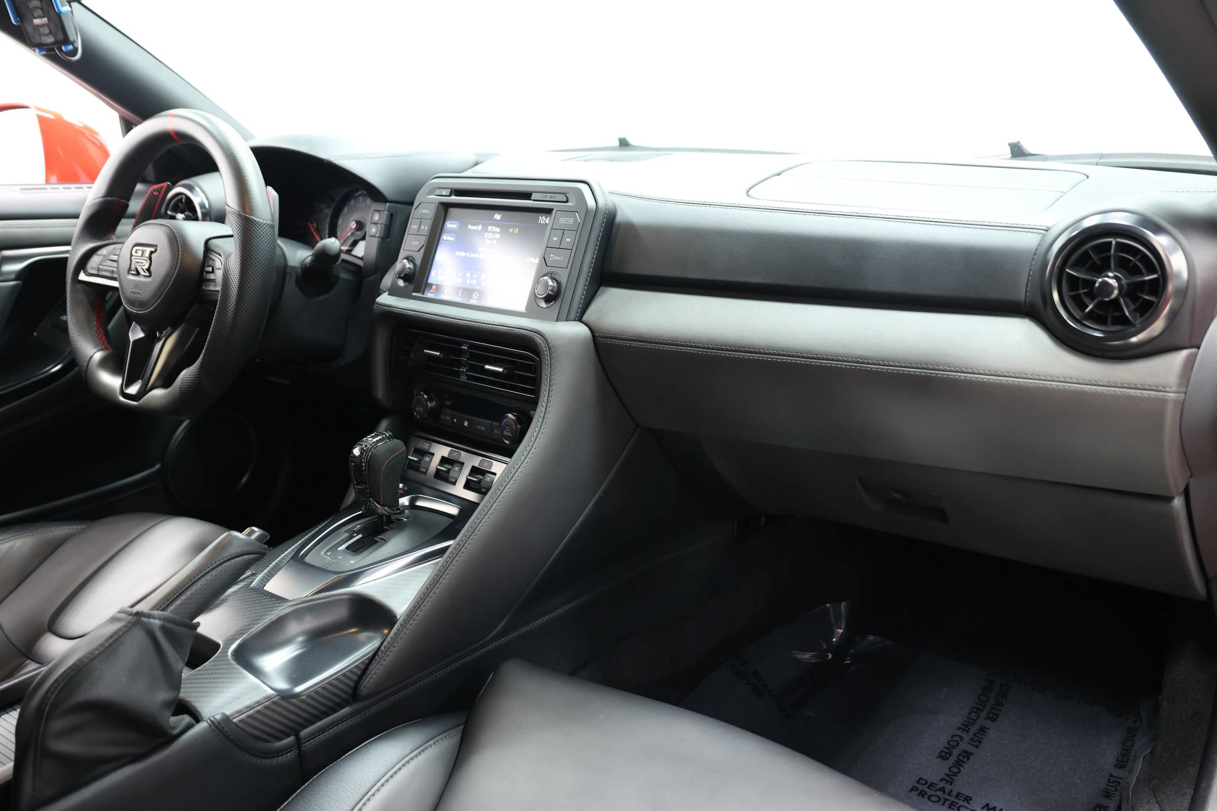 Used 2019 Nissan GT-R Premium w/ Premium Interior Package AWD/4WD image 87