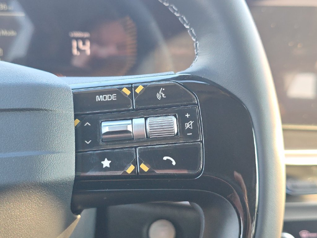 New 2026 Kia Sorento S w/ S Panoramic Sunroof Package FWD image 9