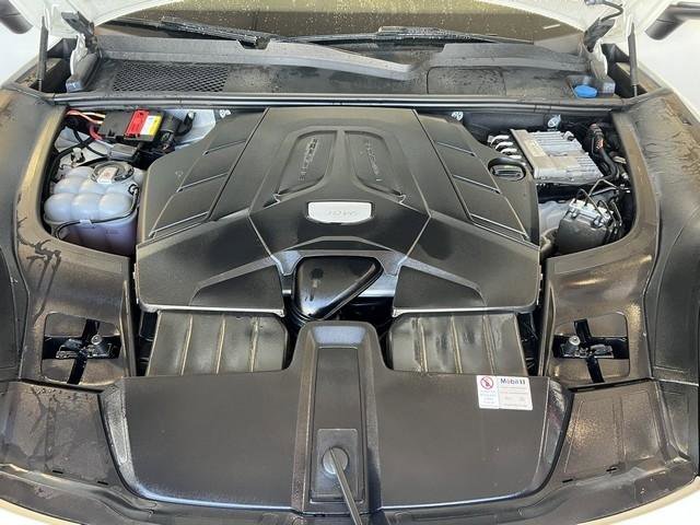 Used 2020 Porsche Cayenne AWD/4WD image 12