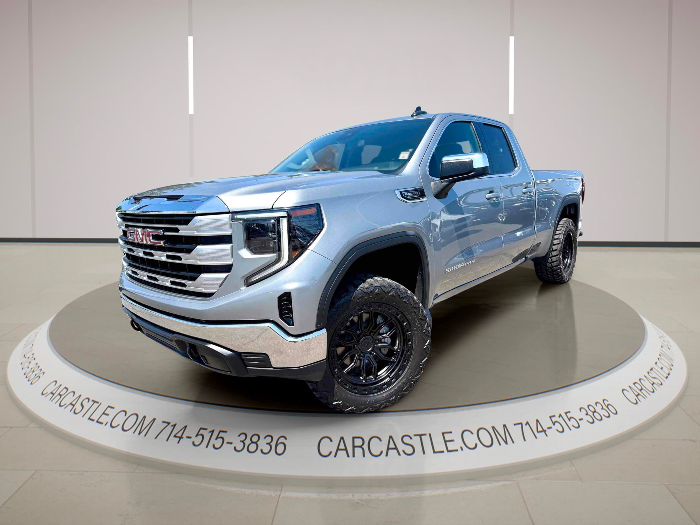 Used 2023 GMC Sierra 1500 SLE w/ Enhanced Capability Package AWD/4WD image 1