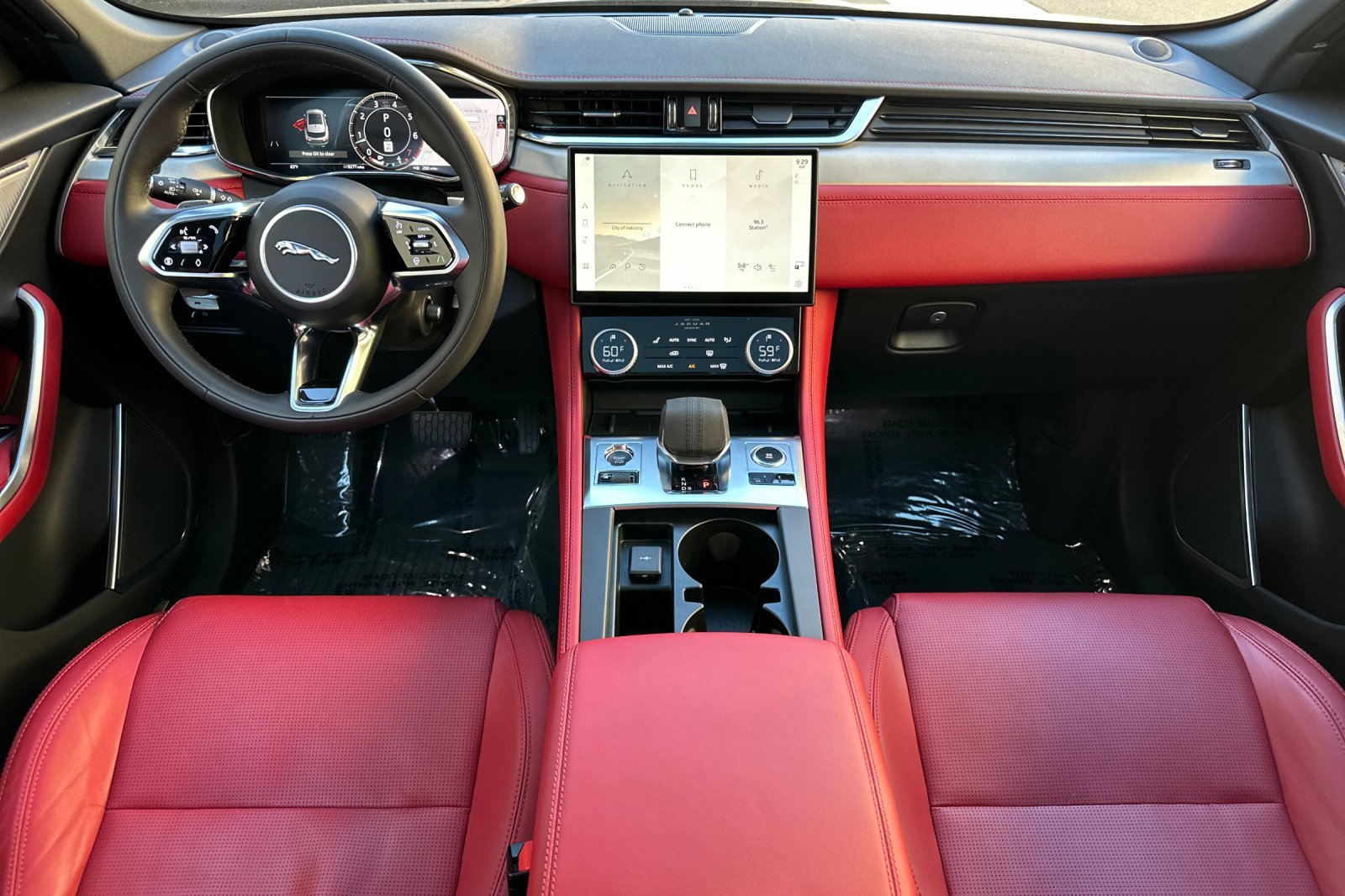 Used 2025 Jaguar F-PACE R-Dynamic S image 14