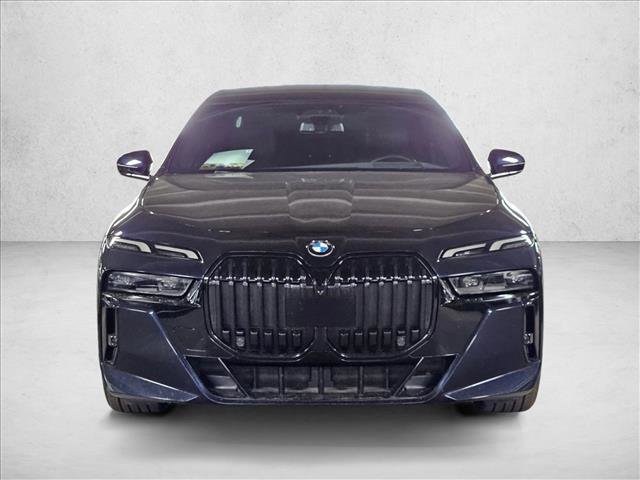 Certified 2023 BMW 740i video 2