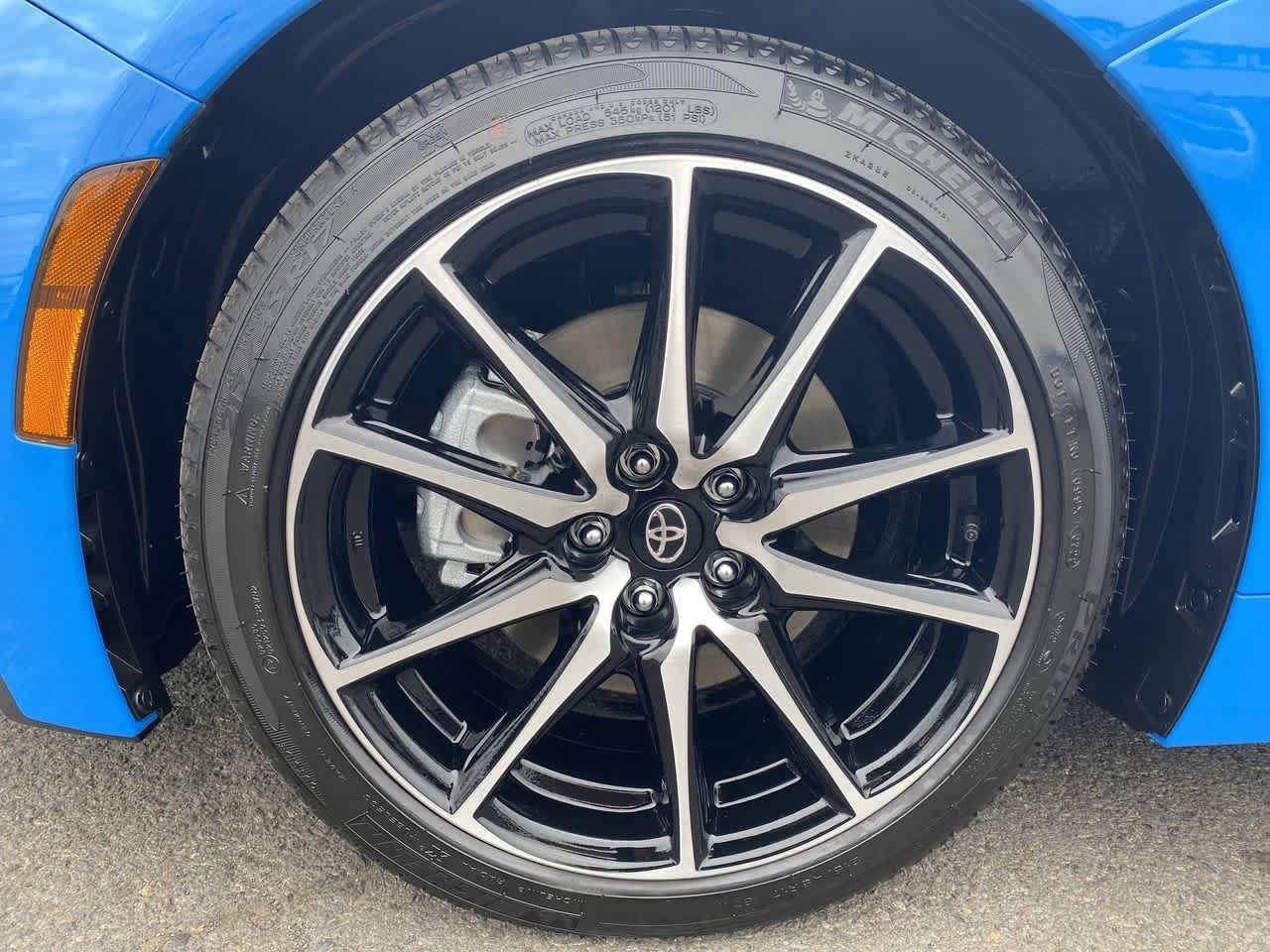 Certified 2023 Toyota GR86 RWD image 10