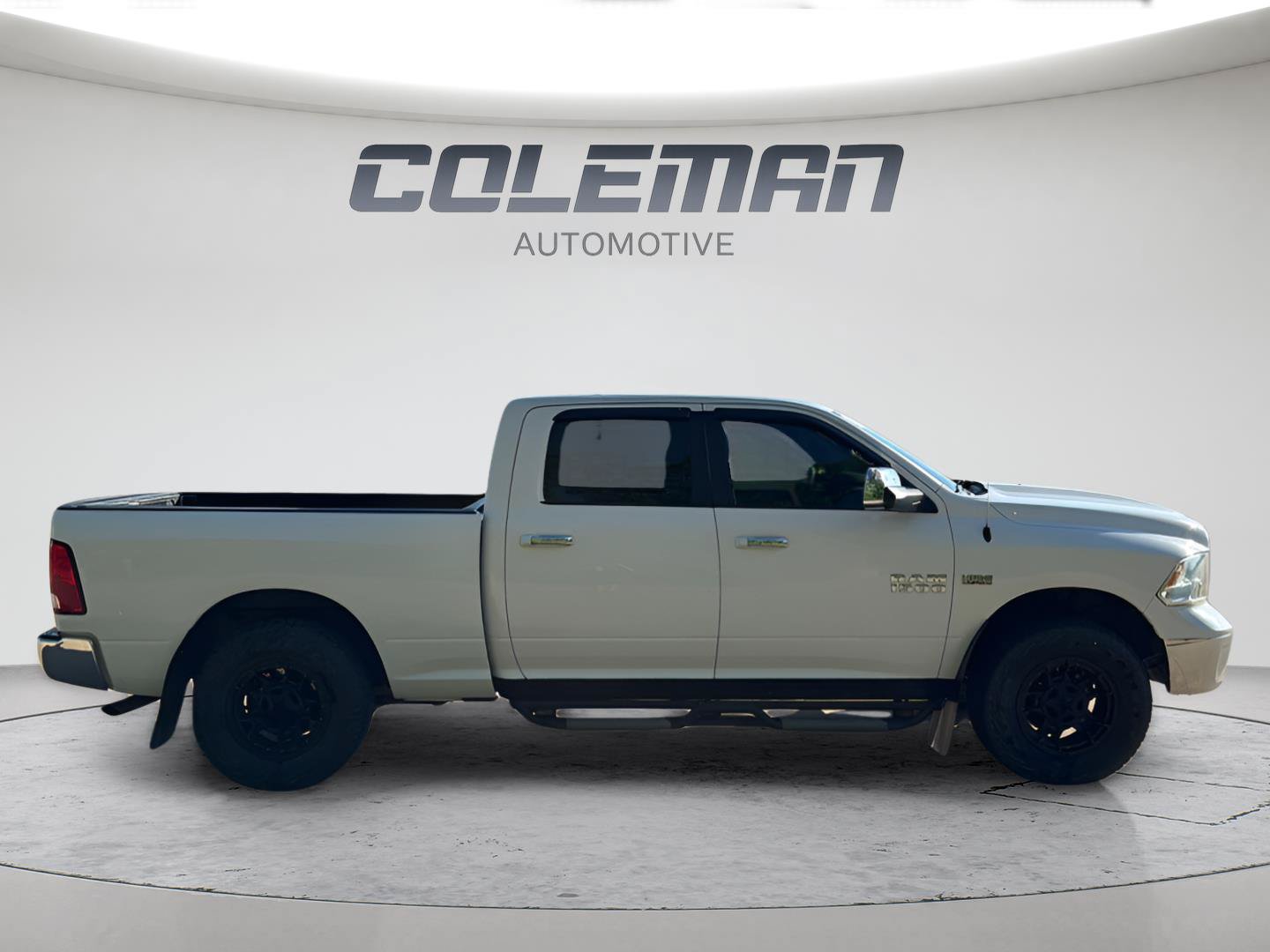 Used 2018 RAM 1500 Classic SLT AWD/4WD image 6