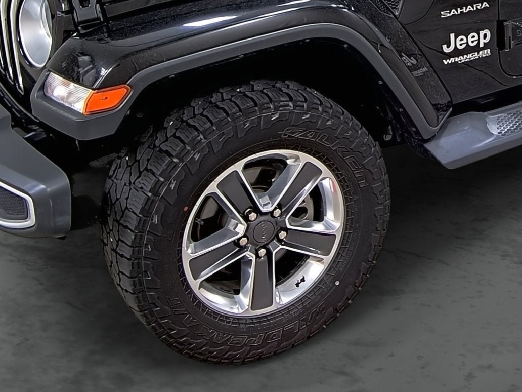 Used 2019 Jeep Wrangler Unlimited Sahara w/ Safety Group AWD/4WD image 7