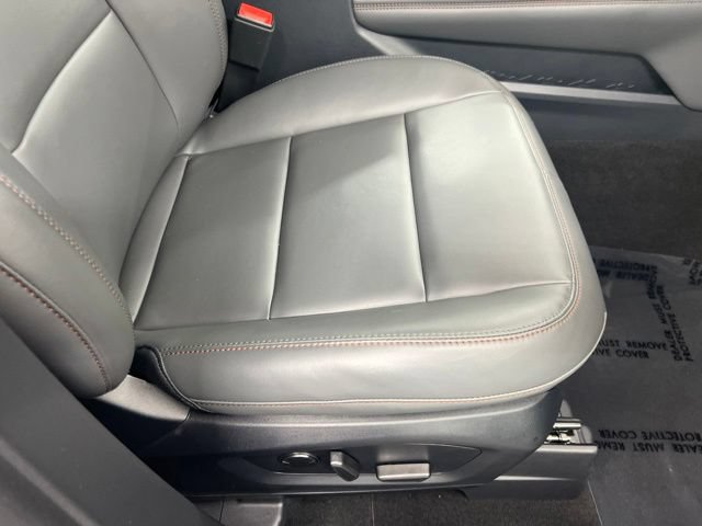 New 2026 Ford Explorer Active w/ Active Comfort Package AWD/4WD image 24