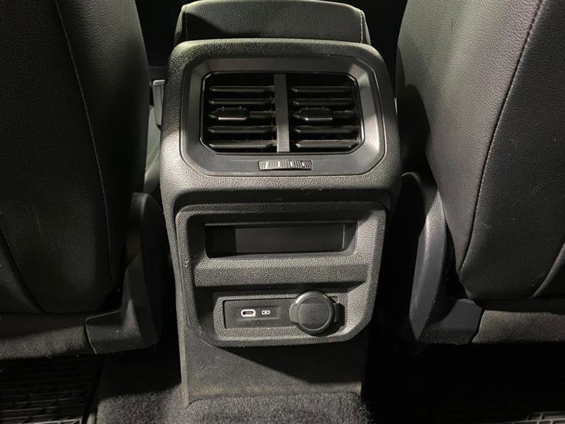 Used 2022 Volkswagen Tiguan SE R-Line AWD/4WD image 10