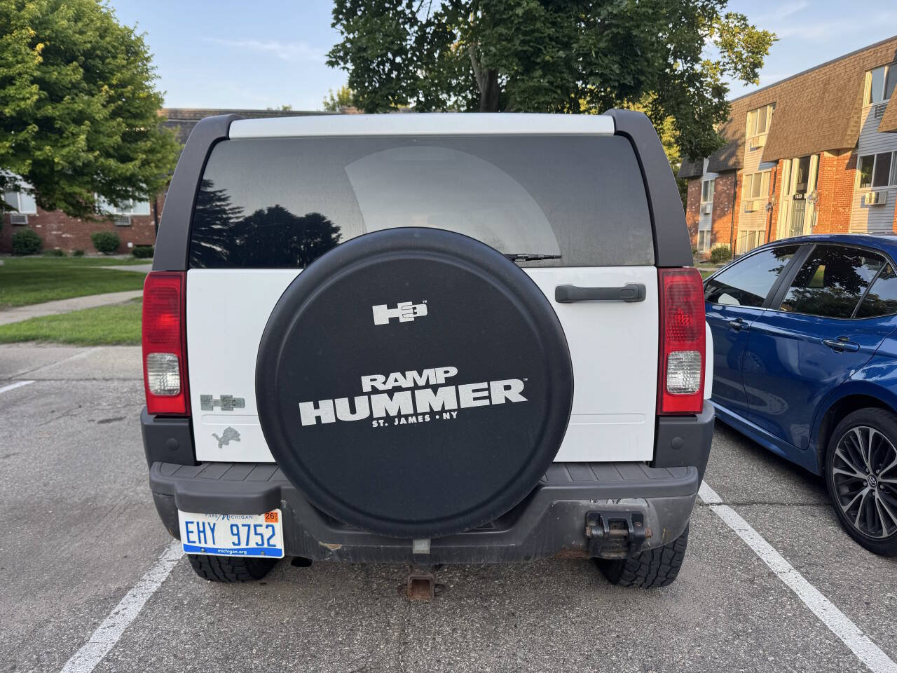 Used 2007 HUMMER H3 AWD/4WD image 5