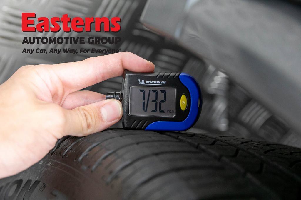 Used 2023 Mercedes-Benz GLE 350 4MATIC w/ AMG Line Exterior image 27