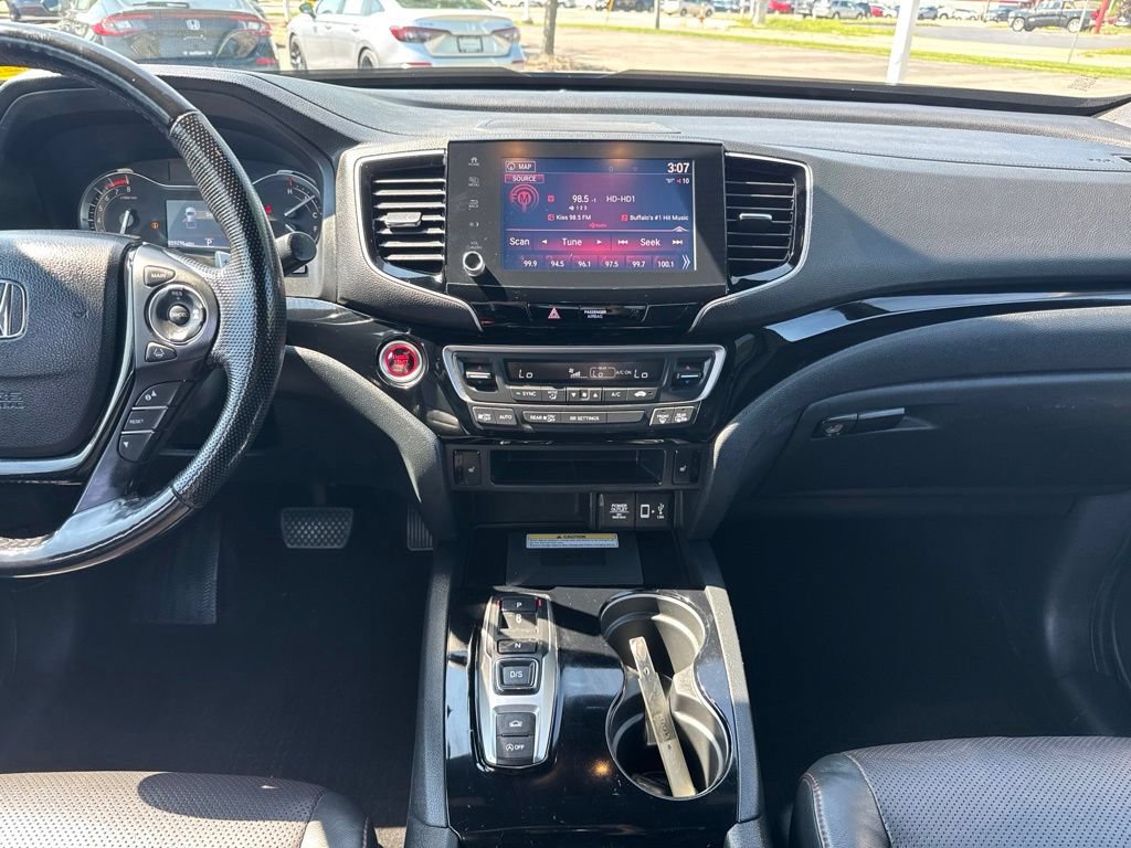 Certified 2021 Honda Ridgeline Black Edition image 25