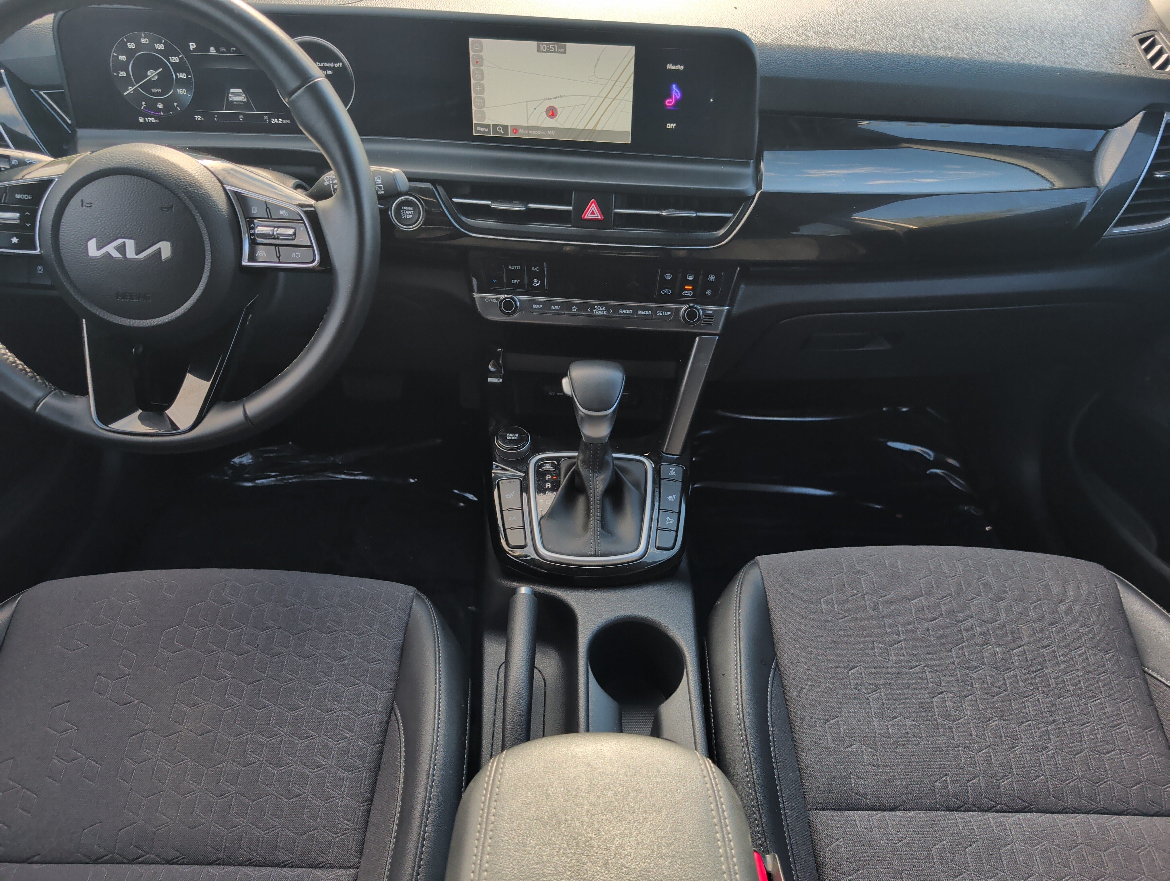 Used 2024 Kia Seltos S AWD/4WD image 10