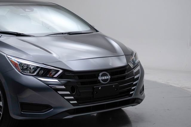Used 2024 Nissan Versa SV image 10