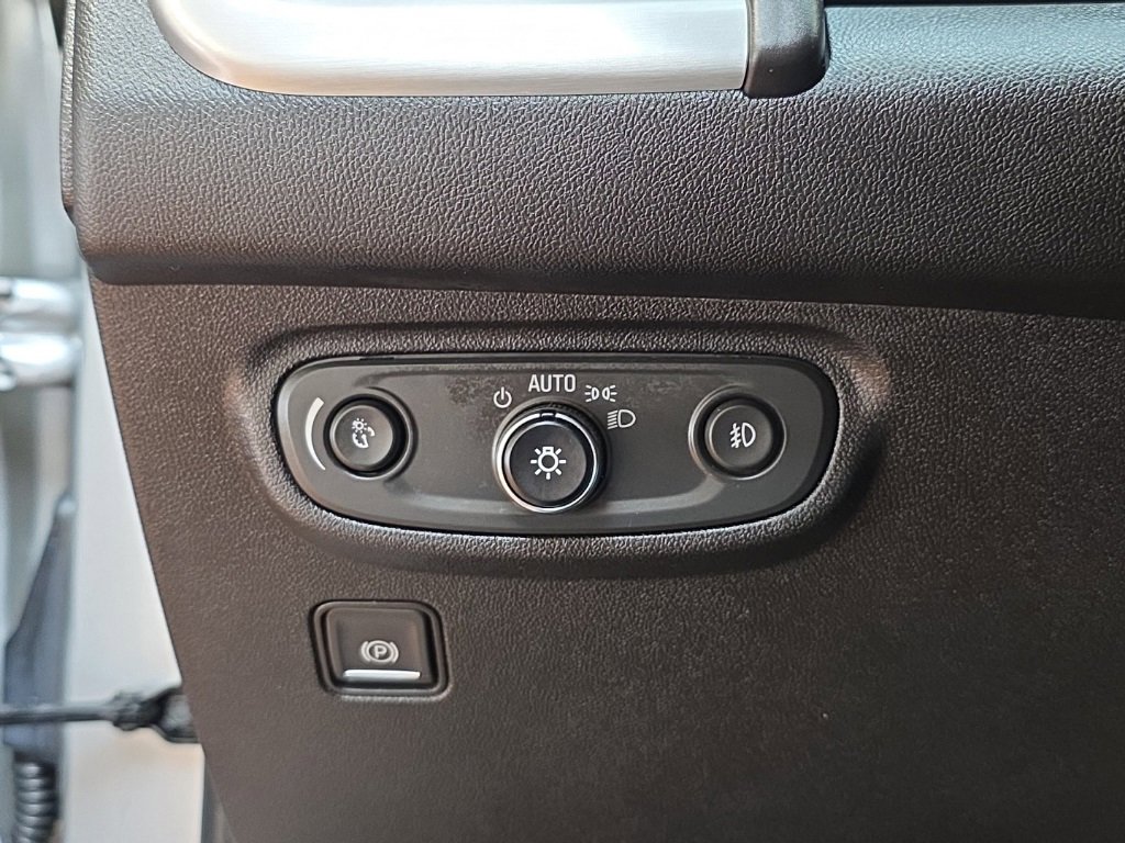 Used 2018 GMC Terrain SLT w/ Preferred Package image 27