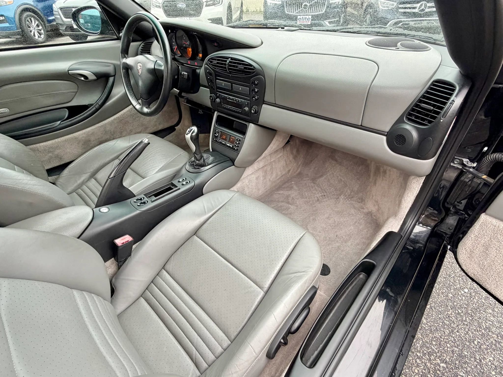 Used 2001 Porsche Boxster RWD image 27