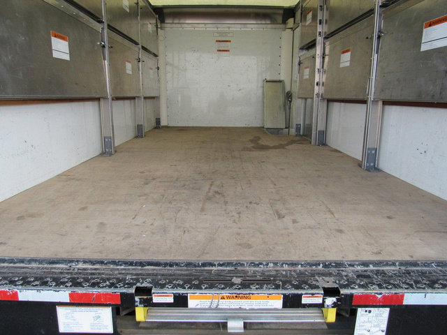 Used 2022 GMC Savana 3500 Extended w/ Power Convenience Package RWD image 26