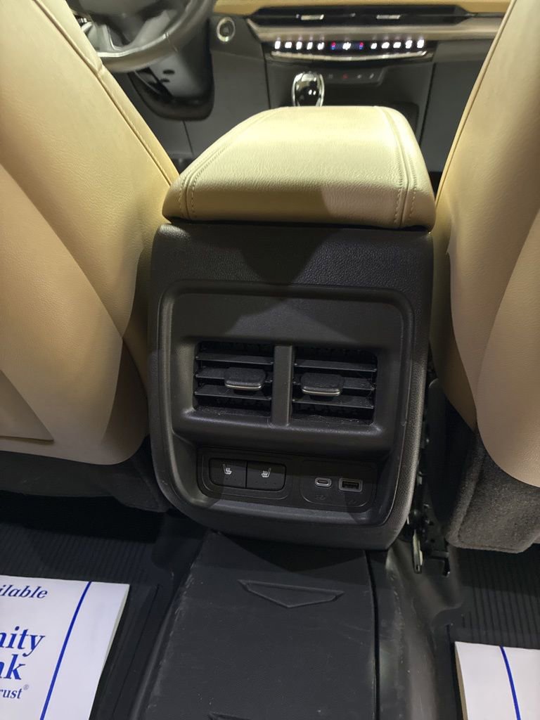 Used 2024 Cadillac XT4 Luxury w/ LPO, Floor Liner Package image 20