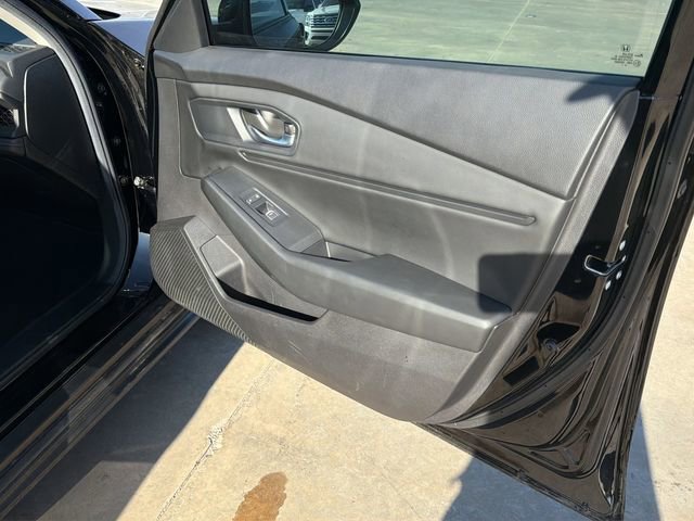 Used 2025 Honda Accord SE image 10