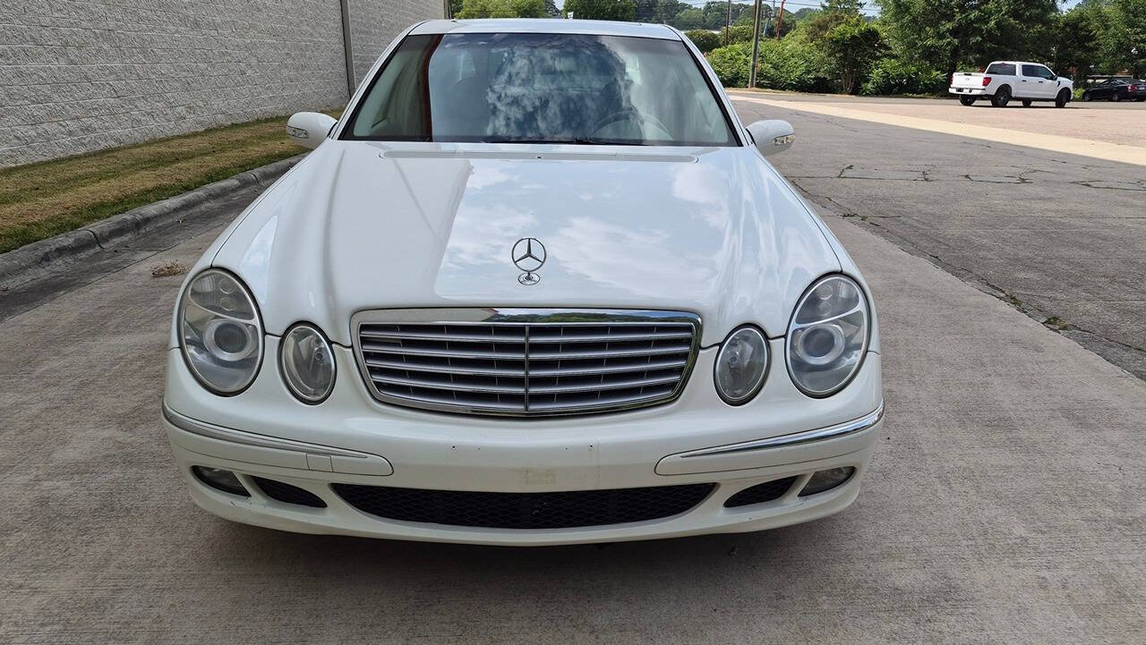 Used 2005 Mercedes-Benz E 500 Sedan image 10