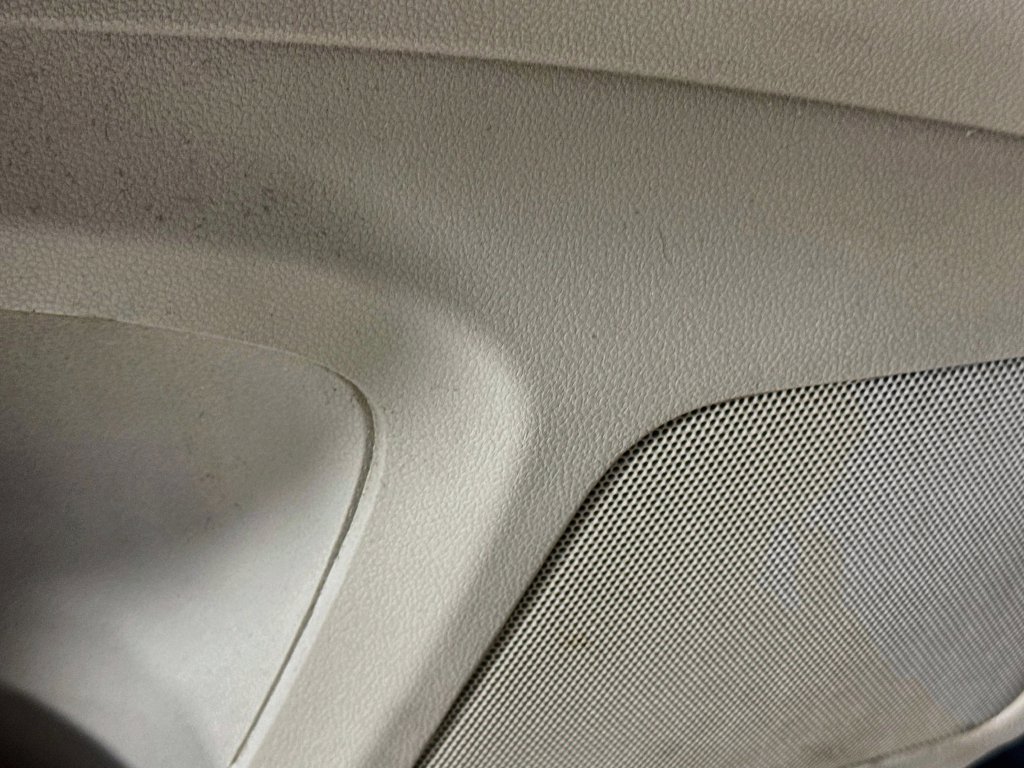 Used 2013 Honda Odyssey EX image 22