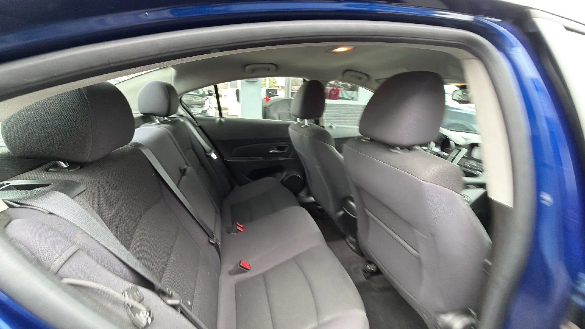 Used 2013 Chevrolet Cruze LT image 28