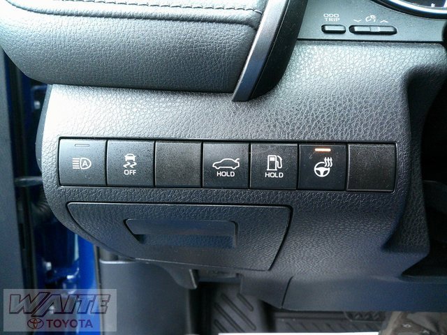 Certified 2023 Toyota Camry LE image 17