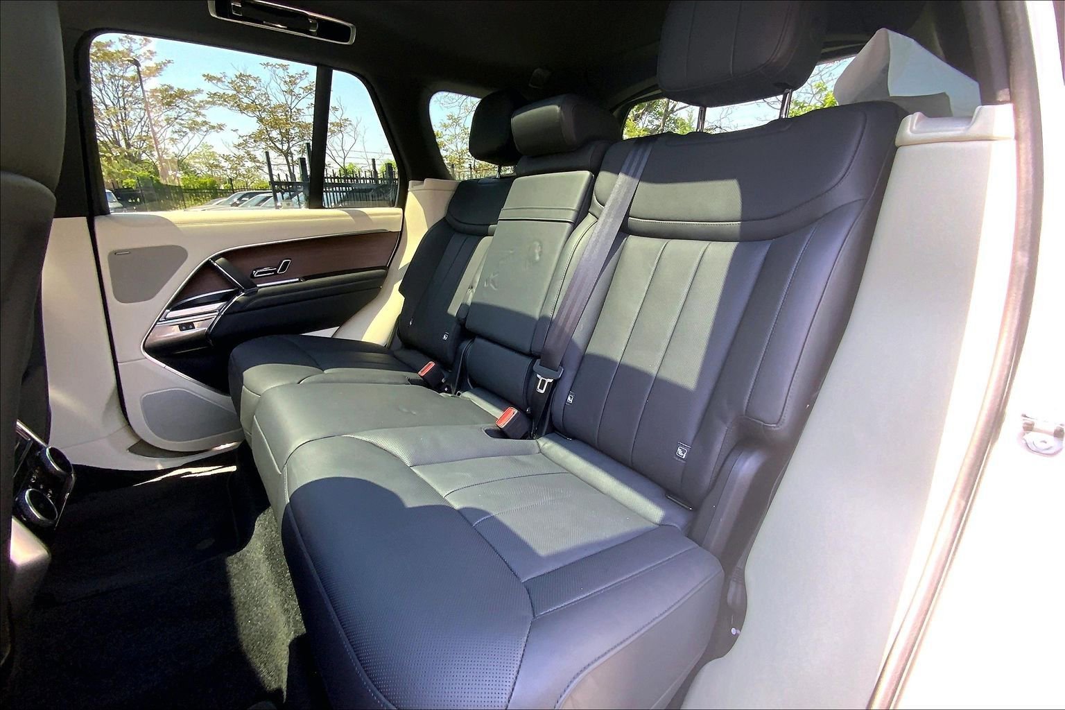 Used 2023 Land Rover Range Rover SE AWD/4WD image 20