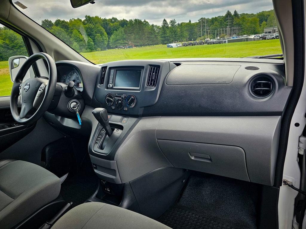 Used 2021 Nissan NV200 SV w/ Back Door Glass Package FWD image 33