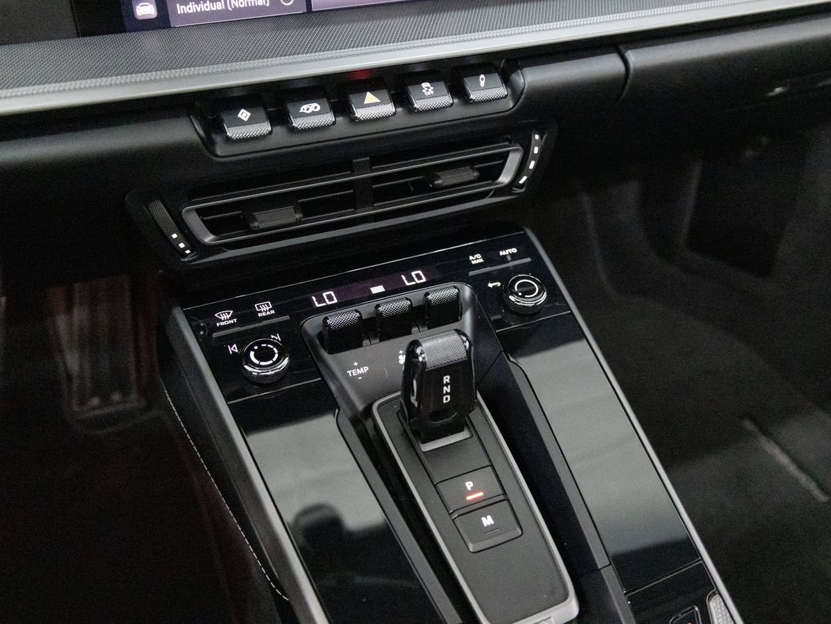 Certified 2023 Porsche 911 Carrera 4S AWD/4WD image 18